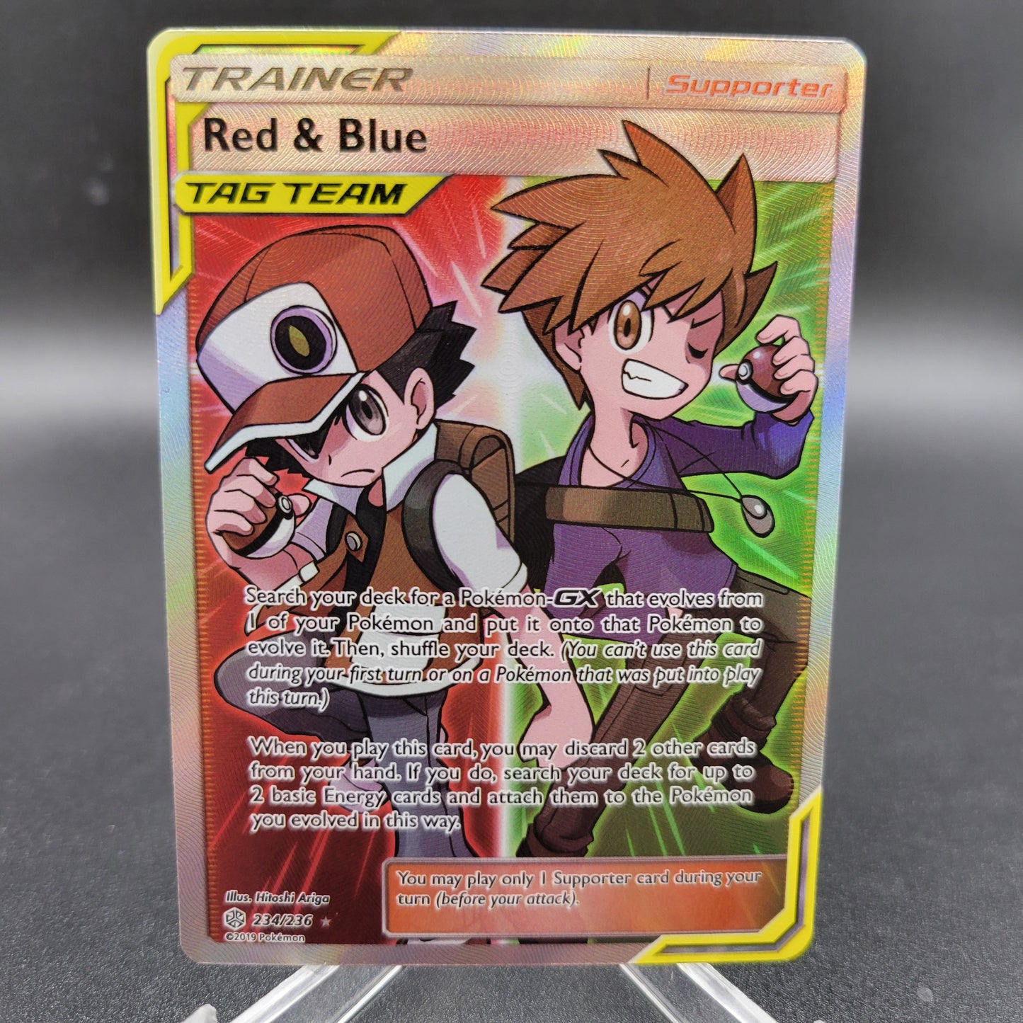 Pokémon TCG: 2019 Red & Blue - 234/236 - SM: Cosmic Eclipse - Full Art